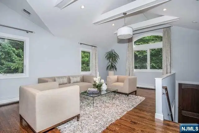 67 Hanover Road, Upper Greenwood Lake, NJ 07421 - #3