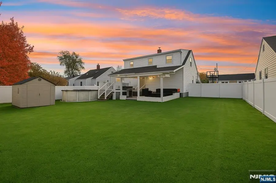 28 South Drive, Rochelle Park, NJ 07662 - Image #2