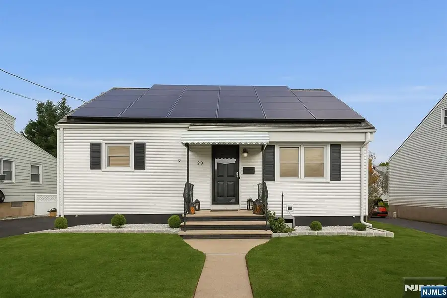 28 South Drive, Rochelle Park, NJ 07662 - Image #3