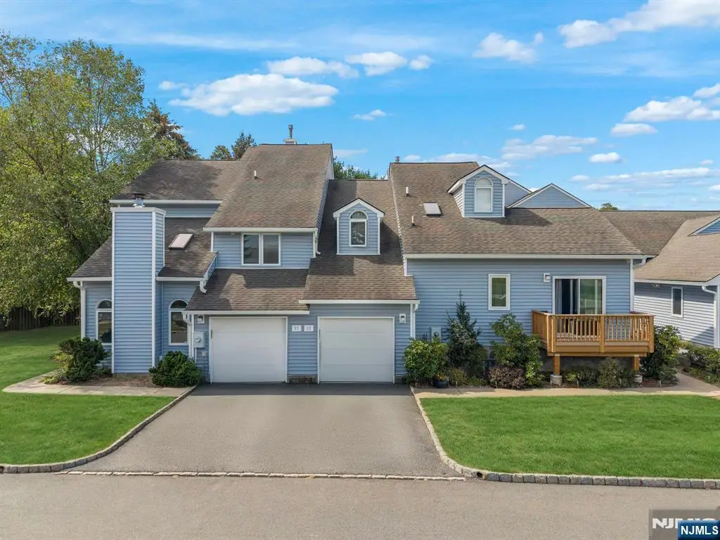33 Knutsen Drive, West Orange, NJ 07052 - Image #1