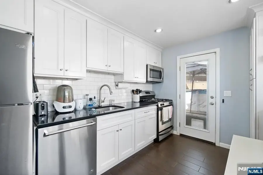 340 Marsan Drive, Carlstadt, NJ 07072 - Image #3