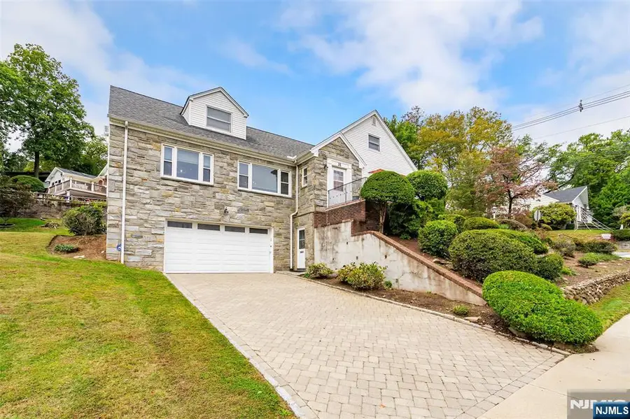 31 Collamore Terrace, West Orange, NJ 07052 - #3