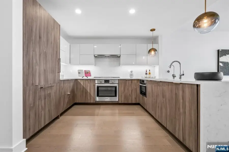 9 Ave At Port Imperial 405, West New York, NJ 07093 - Image #3