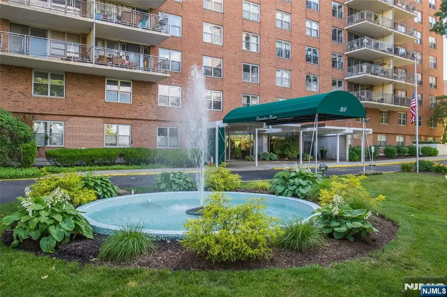 301 Beech Street 3K, Hackensack, NJ 07601 - Image #2