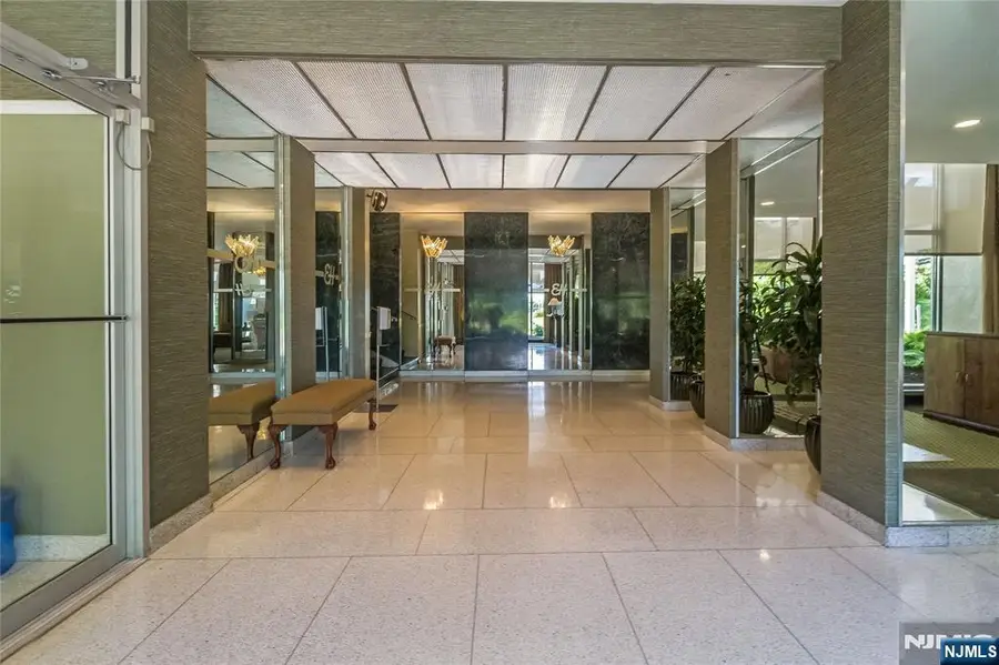 301 Beech Street 3K, Hackensack, NJ 07601 - Image #3