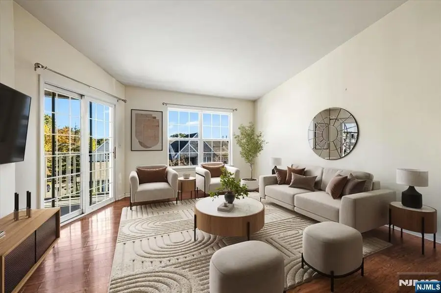 13 Parkside Court, Wayne, NJ 07470 - Image #3