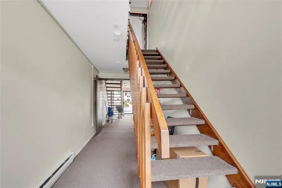 46 Watsessing Avenue C3, Belleville, NJ 07109 - Image #2