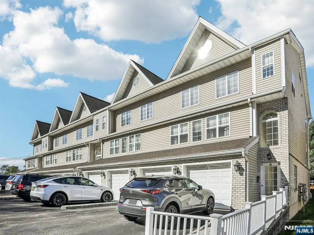 20 Mountain Avenue 9, Paterson, NJ 07501 - Image #1