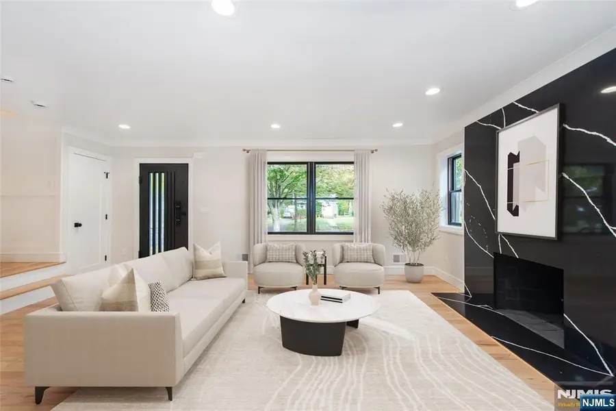 700 Ramapo Road, Teaneck, NJ 07666 - Image #2