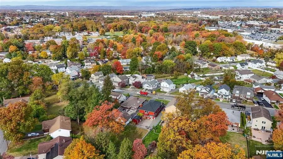 96 Lower Notch Road, Little Falls, NJ 07424 - Image #3