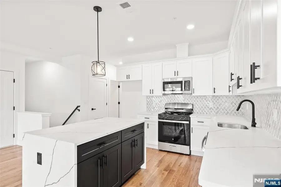 223 Monroe Avenue, Plainfield, NJ 07063 - Image #3