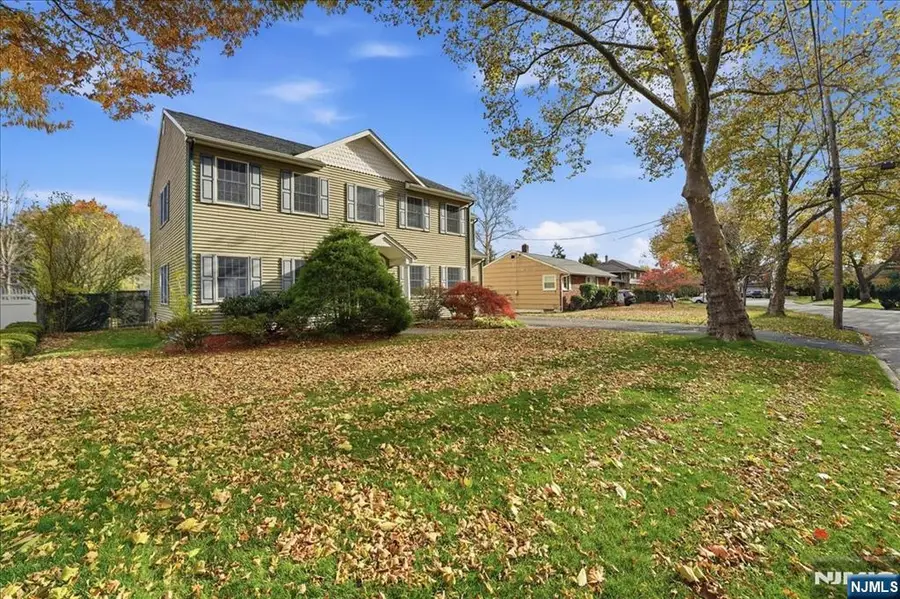 605 Craig Avenue, Paramus, NJ 07652 - Image #3