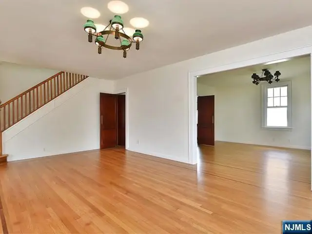 20 Courier Place, Rutherford, NJ 07070 - Image #3