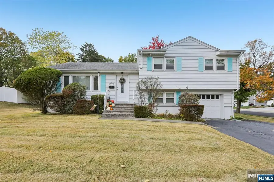 40 Haines Avenue, Emerson, NJ 07630 - Image #2