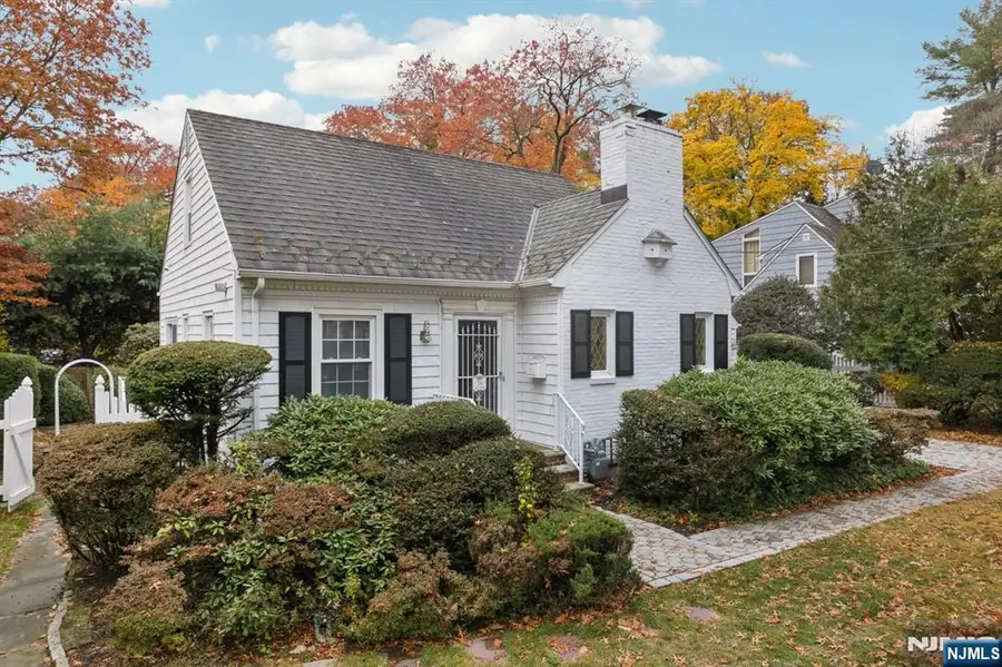 54 Oak Avenue, Tenafly, NJ 07670 - Image #3