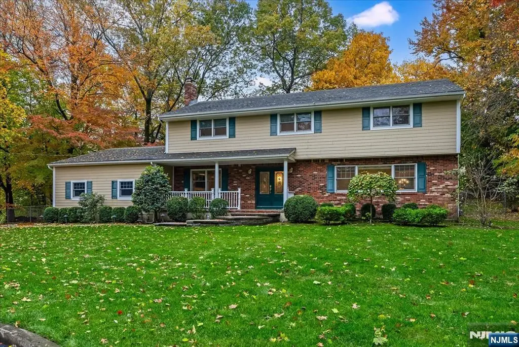 20 Stephan Court, Woodcliff Lake, NJ 07677 - Image #1