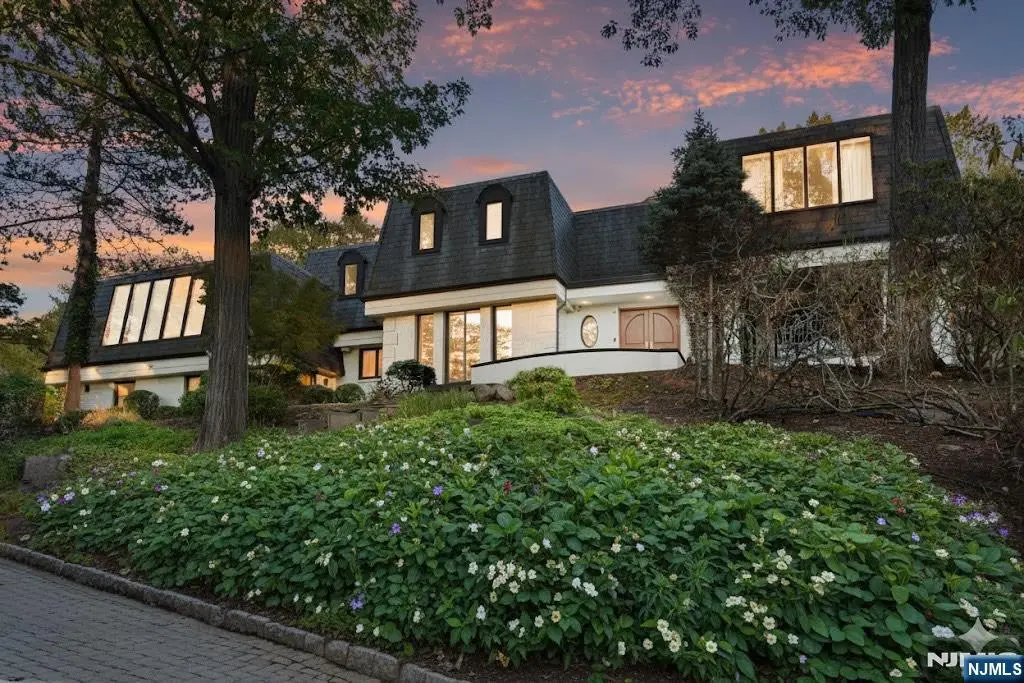 8 Stanton Road, Tenafly, NJ 07670 - Image #1