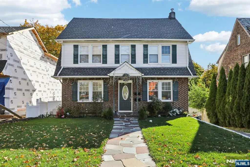456 Morse Avenue, Ridgefield, NJ 07657 - Image #1