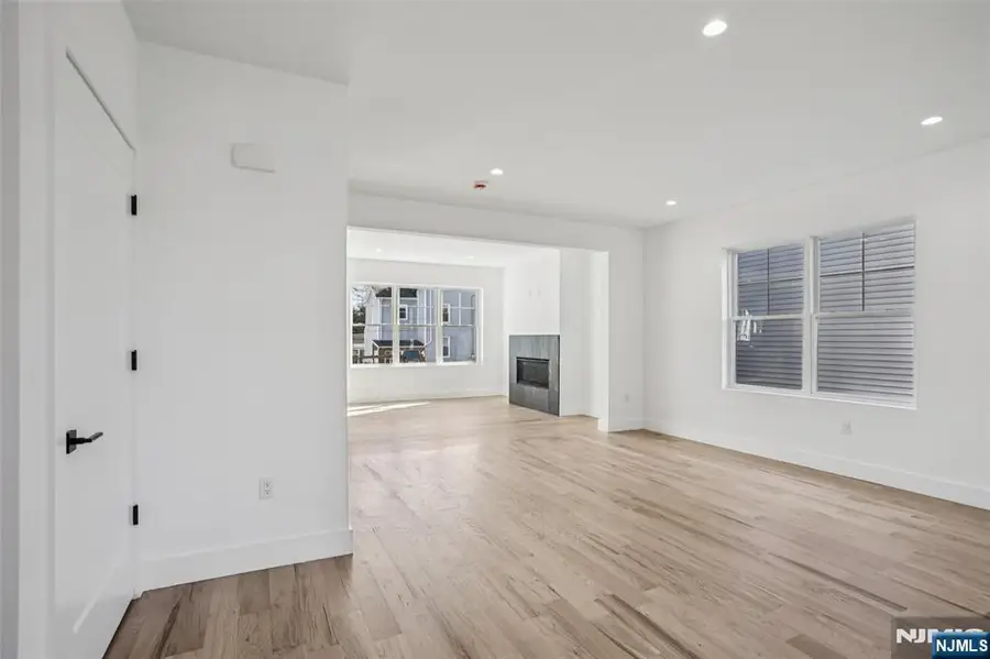 312 Lambert, Northvale, NJ 07647 - Image #3