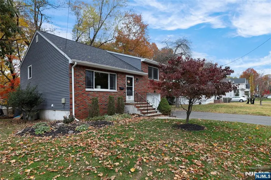 407 Semino Road, Northvale, NJ 07647 - Image #2