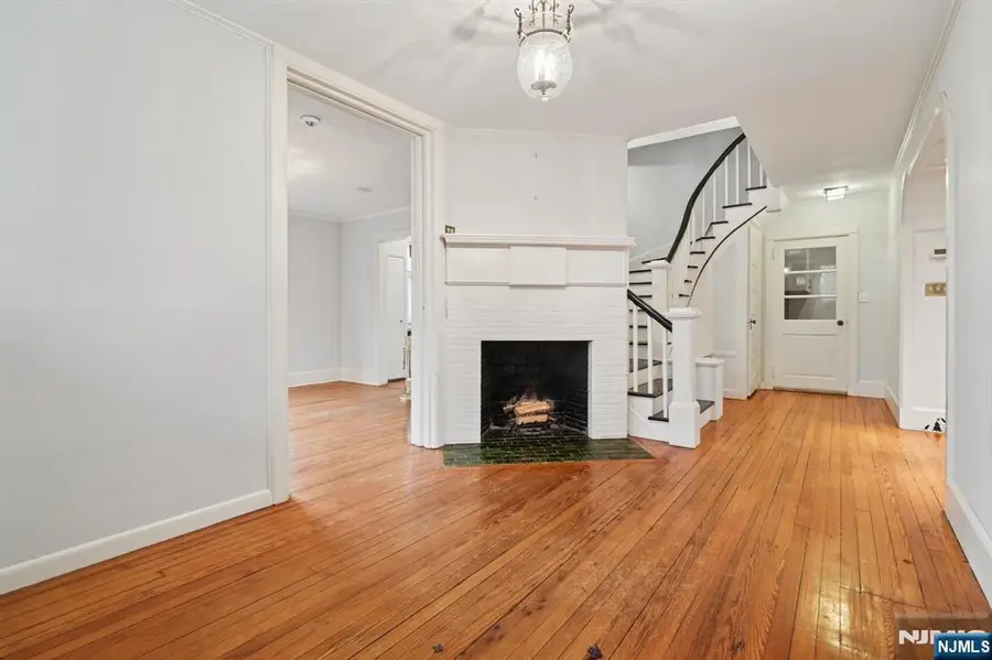 390 Harland Avenue, Haworth, NJ 07641 - Image #3