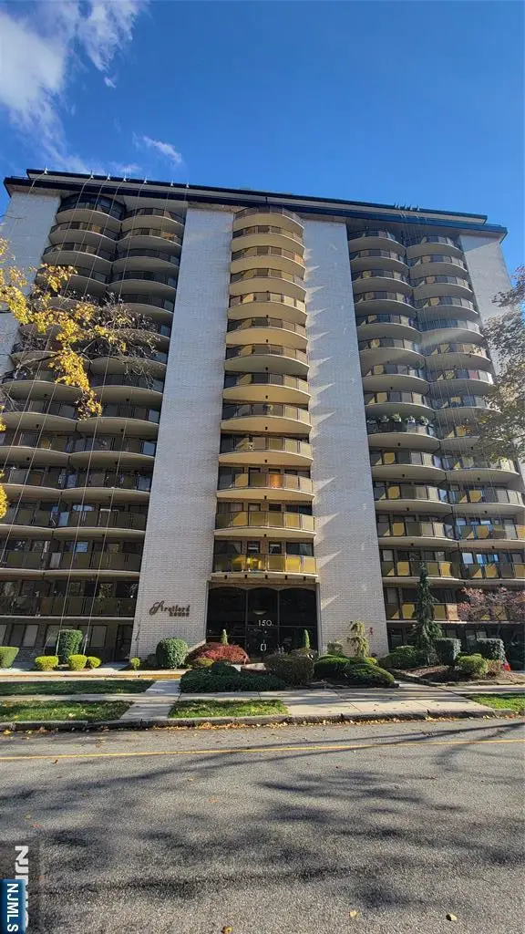 150 Overlook 12E, Hackensack, NJ 07601 - Image #2