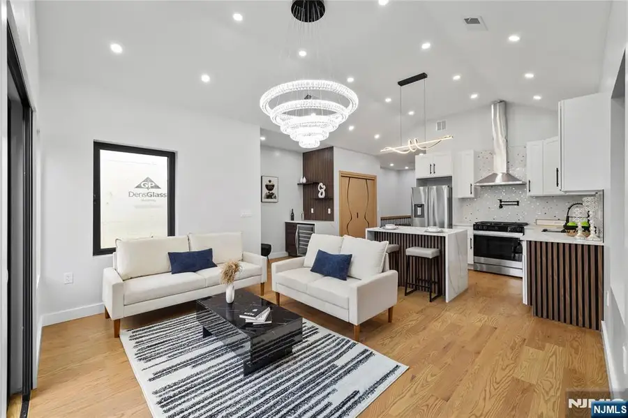 482 Kennedy Boulevard, Bayonne, NJ 07002 - Image #3