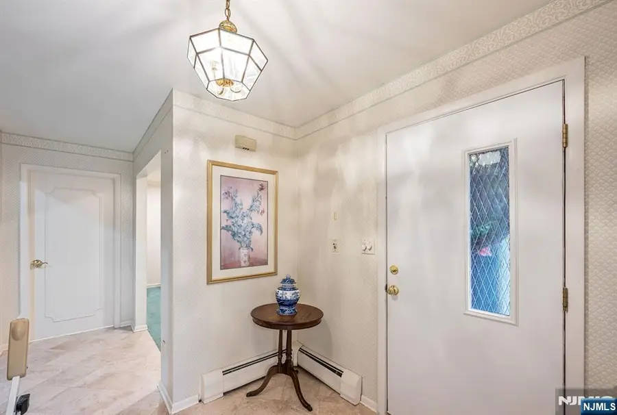 444B Bromley Place B, Wyckoff, NJ 07481 - Image #3