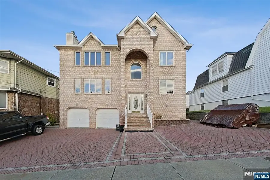 46 Bayliss Street, North Arlington, NJ 07031 - Image #2