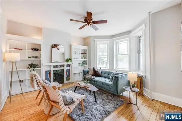 530 Liberty Avenue, Jersey City, NJ 07307