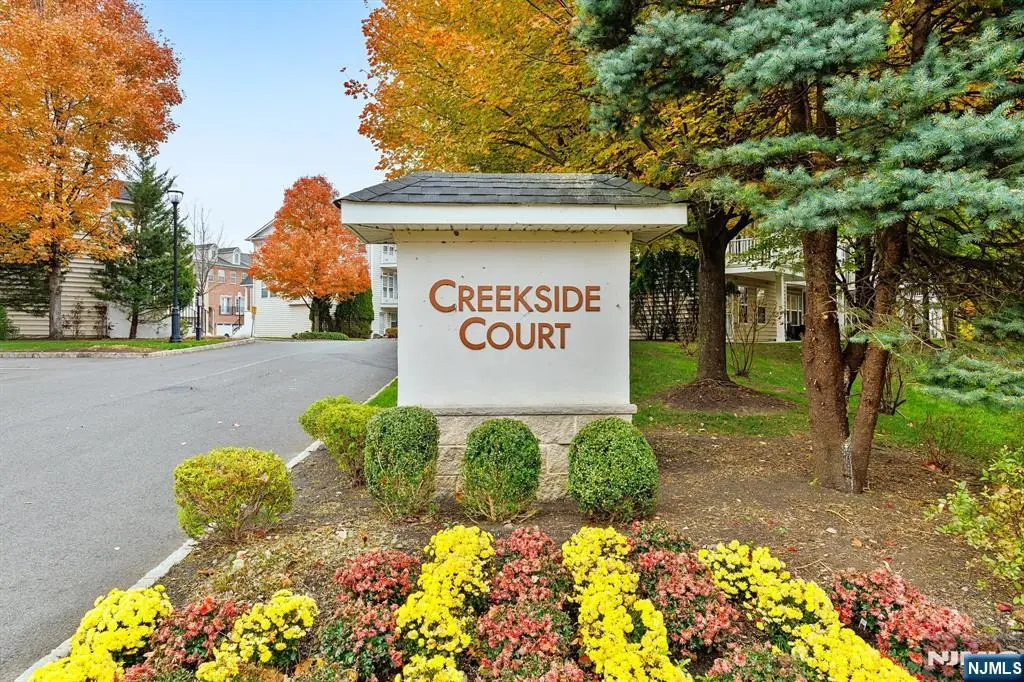 27 Creekside Court, Secaucus, NJ 07094 - Image #1