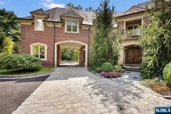 1500 River Road, Teaneck, NJ 07666