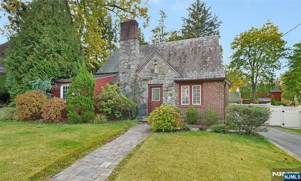 654 Suffern Road, Teaneck, NJ 07666