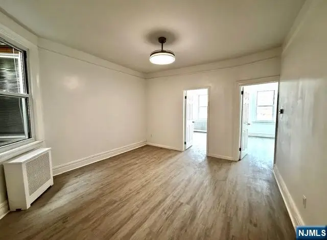 872 Broadway, Bayonne, NJ 07002 - Image #3