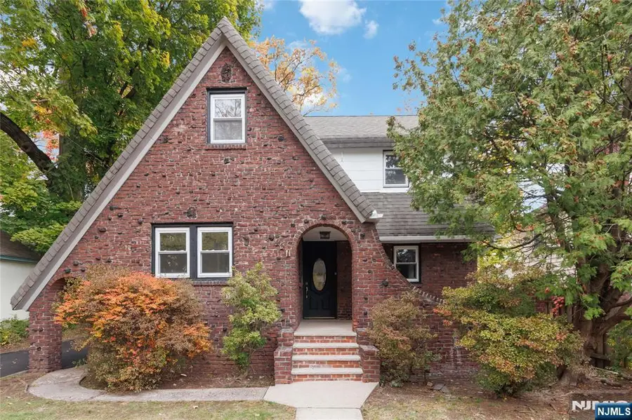 451 Sagamore Avenue, Teaneck, NJ 07666 - Image #2