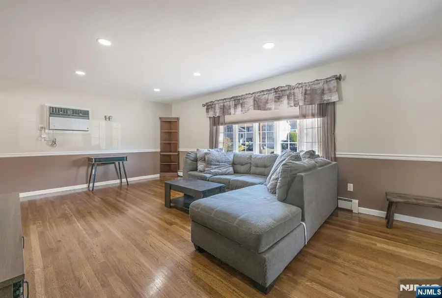 48 Willow Way, Wanaque, NJ 07465 - Image #2