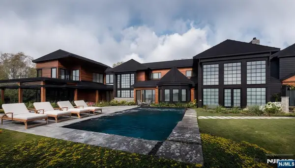 38 Cambridge Way, Alpine, NJ 07620