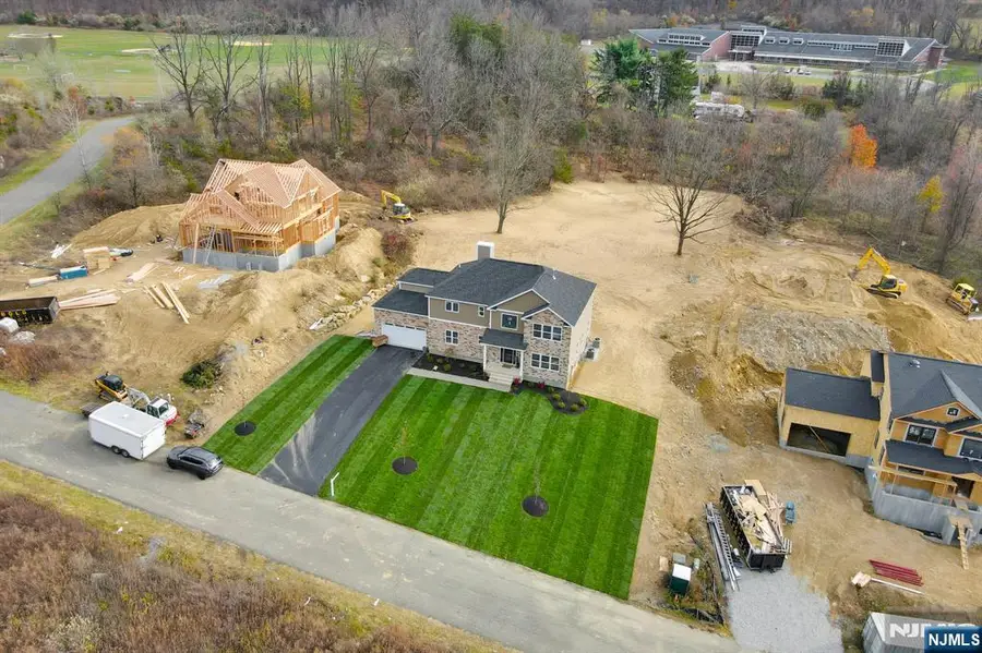 7 Emerald, Hardyston, NJ 07419 - #2