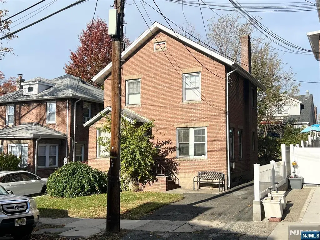 411 McKinley, Fairview, NJ 07022 - Image #1