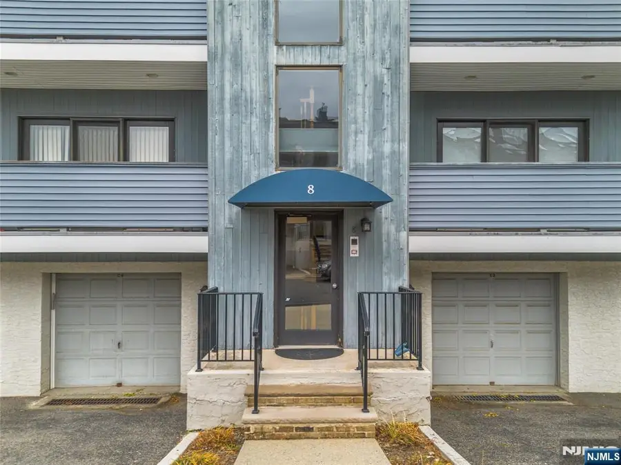 8 Domessina Lane C1, Caldwell, NJ 07006 - Image #2