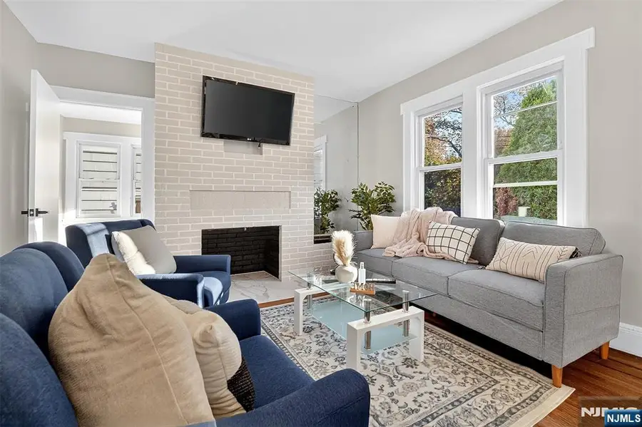 23 Chancellor Avenue, Newark, NJ 07112 - Image #3