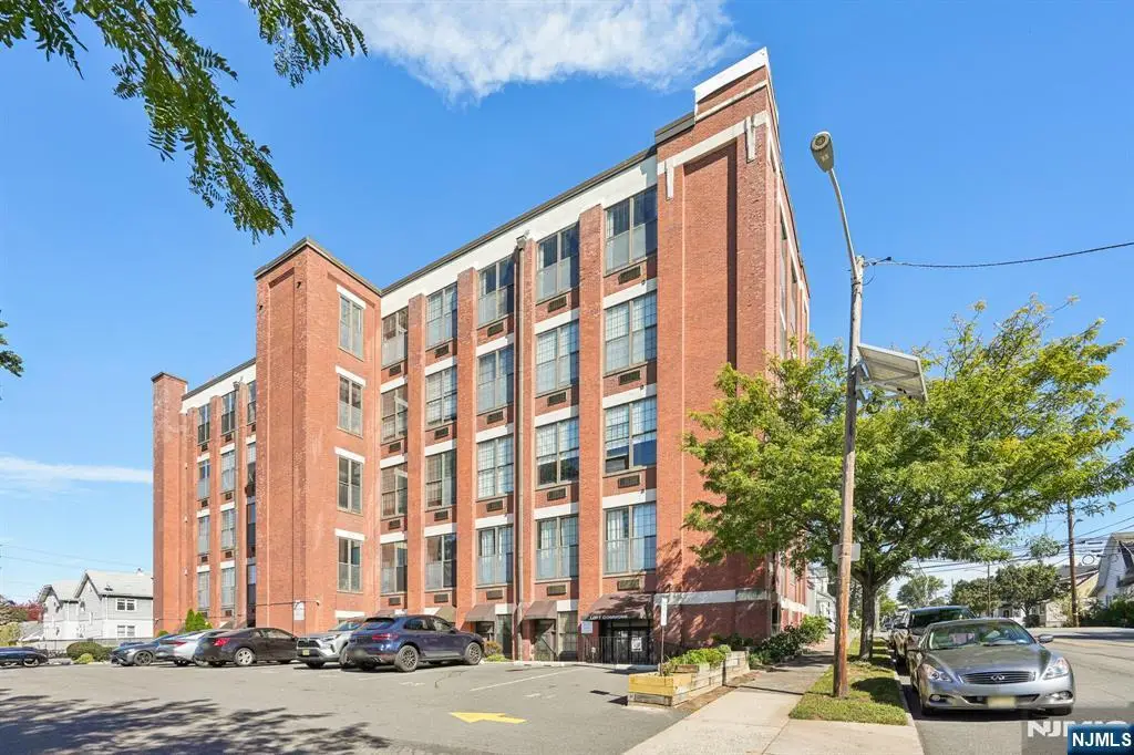 366-382 Trenton 5D, Paterson, NJ 07503 - #1