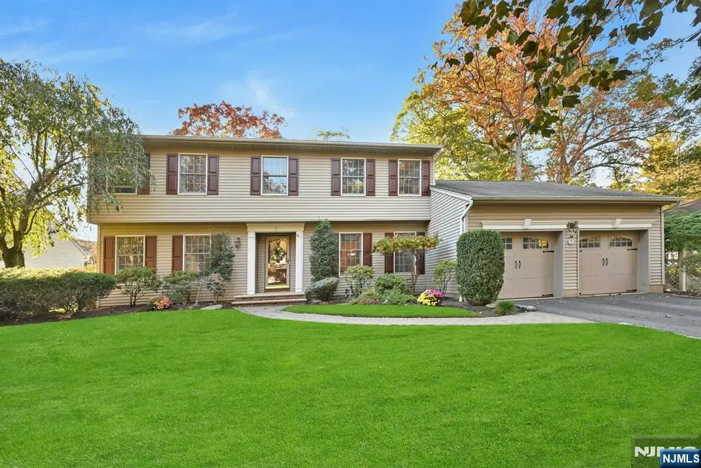 9 Appeld Court, Hillsdale, NJ 07642 - Image #1