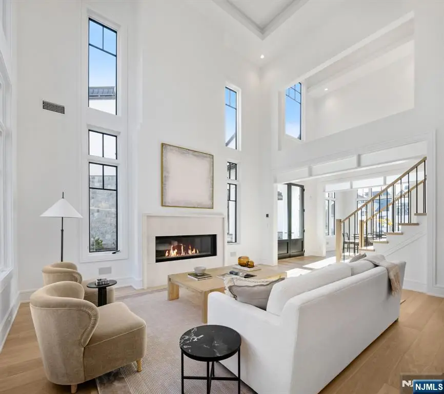 24 Stone Bridge Court, Demarest, NJ 07627 - Image #3