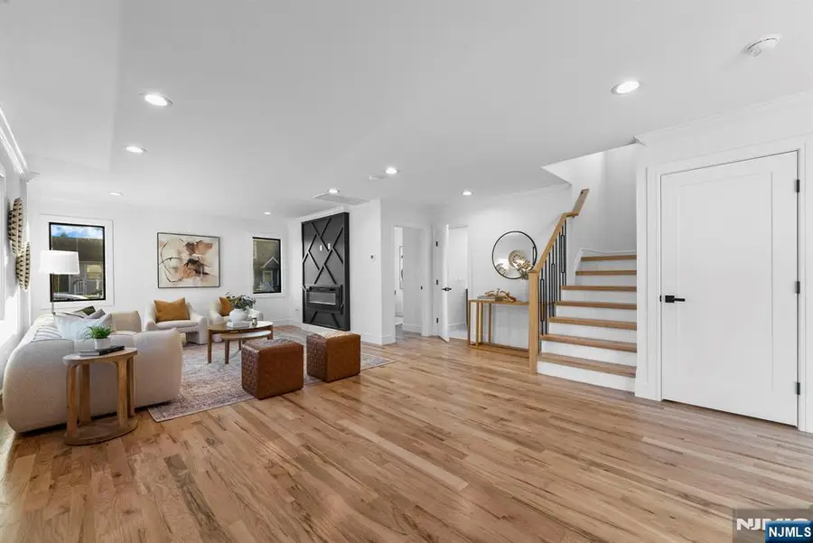 4 Roosevelt Avenue, Totowa, NJ 07512 - Image #3