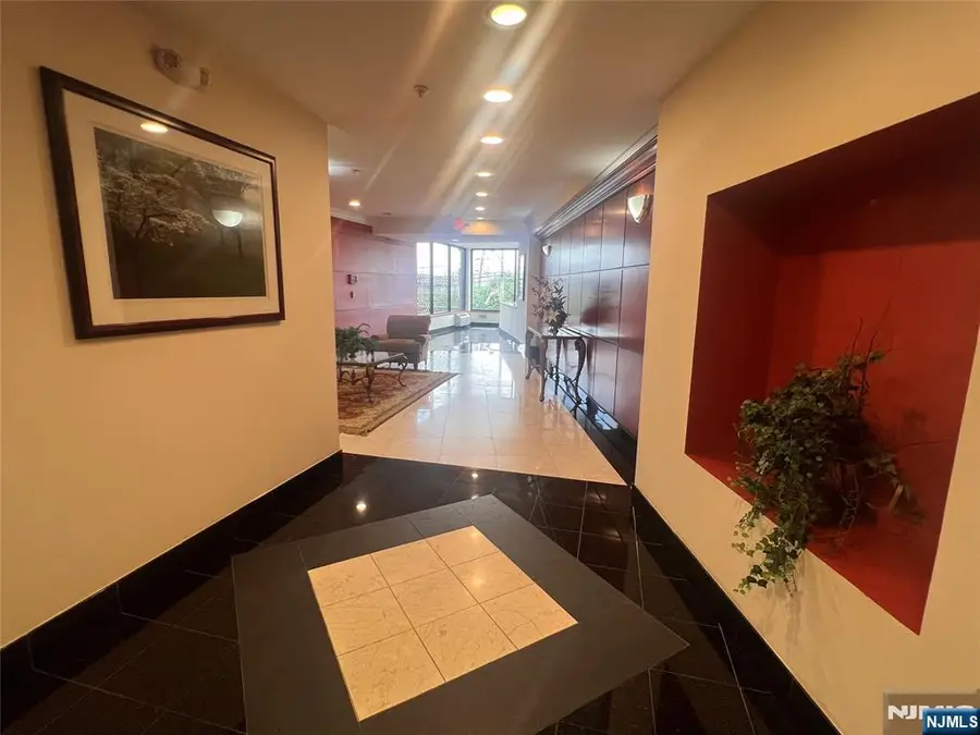 1100 River Road 302, Edgewater, NJ 07020 - Image #2