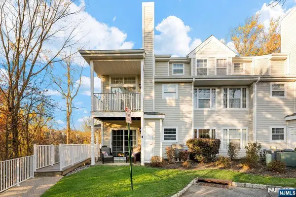 1023 Castle Road, Mahwah, NJ 07430