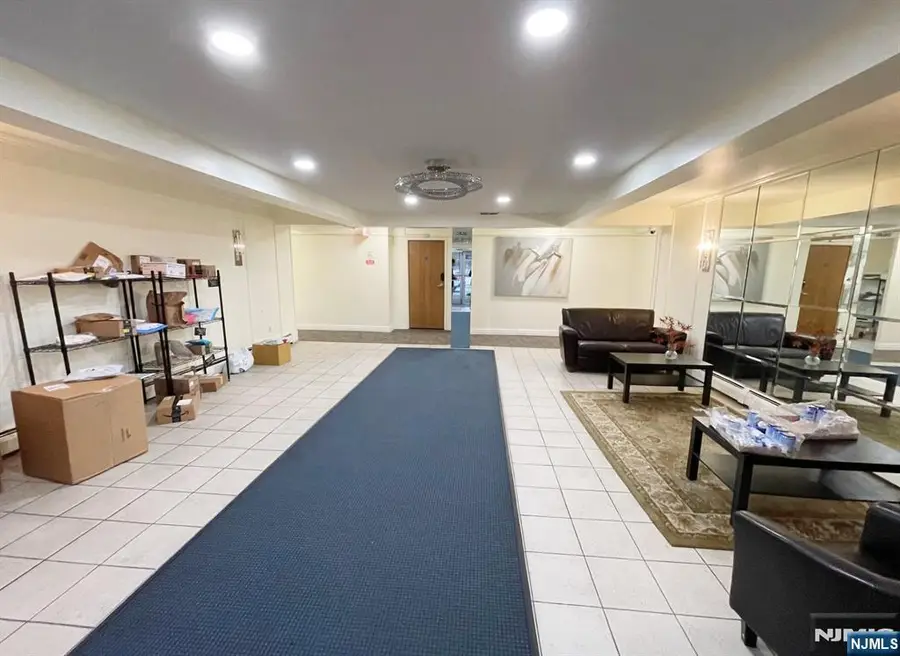 333 Grand Avenue 1A, Palisades Park, NJ 07650 - Image #3