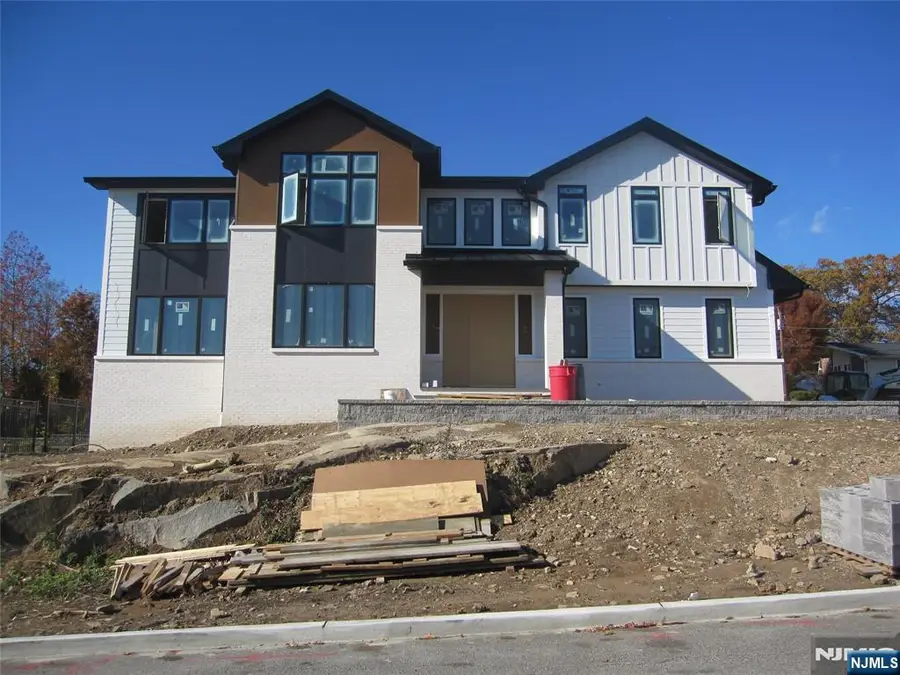 316 Bolz Street, Englewood Cliffs, NJ 07632 - Image #2