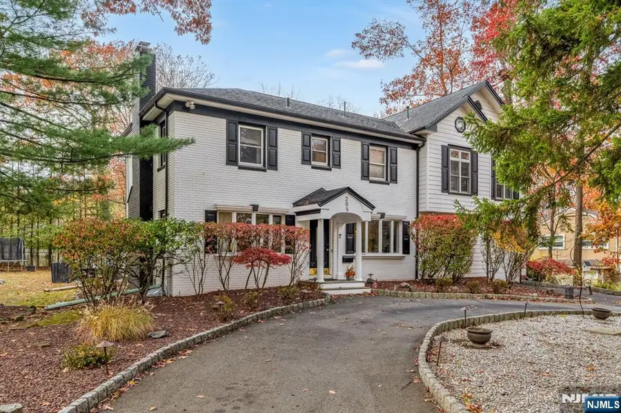 205 Davis Avenue, Hackensack, NJ 07601 - Image #2